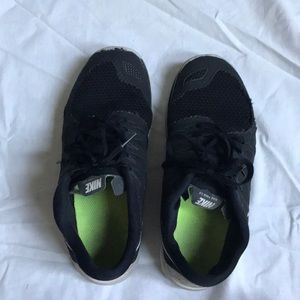 Nike free 5.0 running shoes size 8.5
